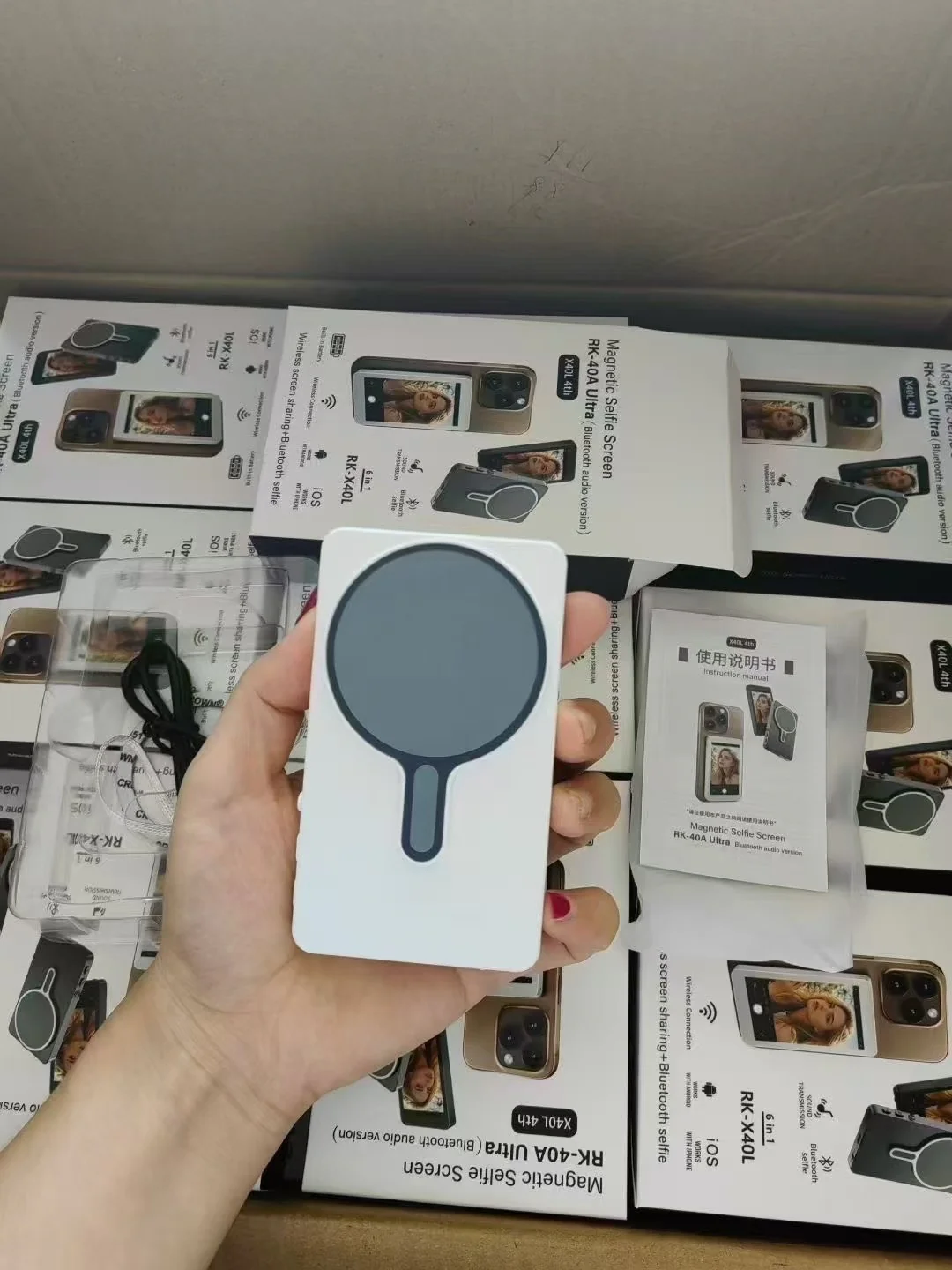 Wireless Magnetic Selfie Screen - Image 10